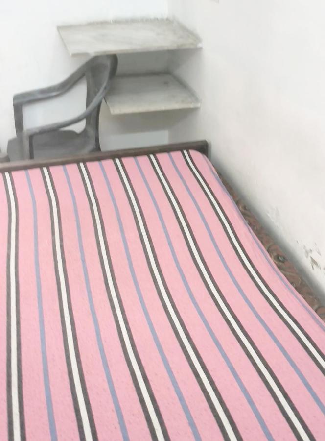 Gandhi Ganaga Guest House Varanasi Dış mekan fotoğraf