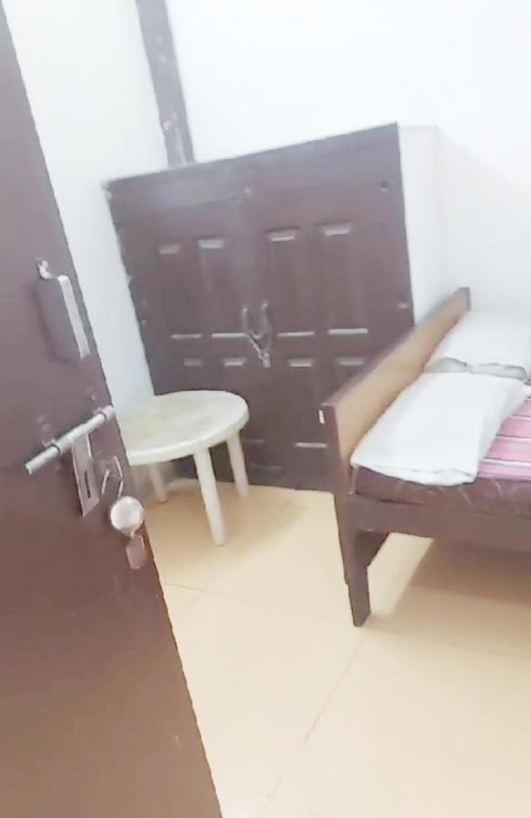 Gandhi Ganaga Guest House Varanasi Dış mekan fotoğraf