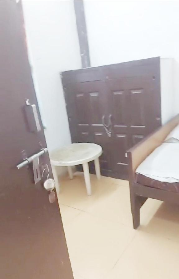 Gandhi Ganaga Guest House Varanasi Dış mekan fotoğraf